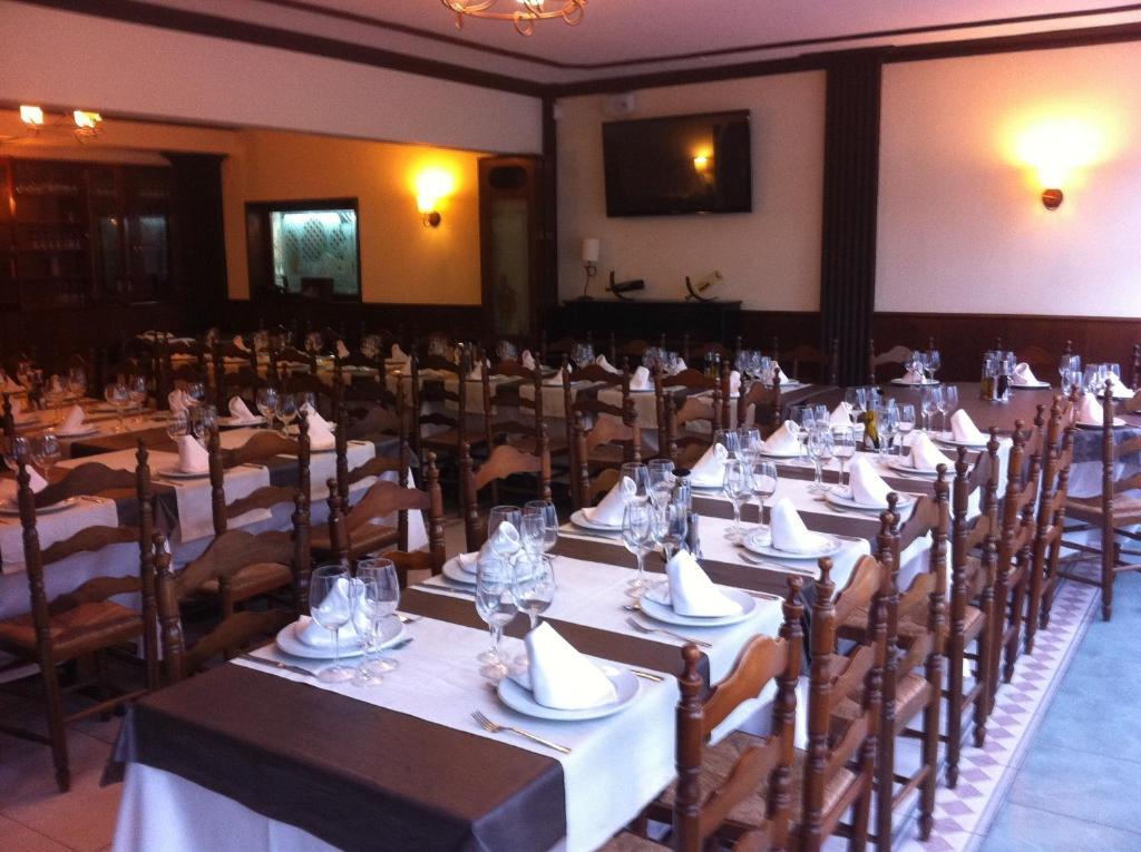 Hostal Sant Marcal Amer Экстерьер фото